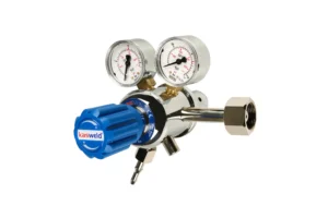 Kasweld-7005-L1-Asetilen-Krom-Kapli-Celik-Diyaframli-Cift-Kademeli-Basinc-Dusuru_01.webp 7005_L1 Asetilen 7000 L Serisi Krom Kaplı, Çelik Diyaframlı Çift Kademeli Basınç Düşürücü