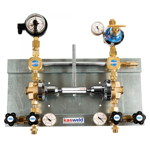 Kasweld-A-MNF-8011-Karisim-Yuksek-Debili-Autochange-Gaz-Manifoldu-0-15-Bar_01.webp A_MNF 8011 Karışım A_MNF 8000 Serisi Yüksek Debili Autochange Gaz Manifoldu